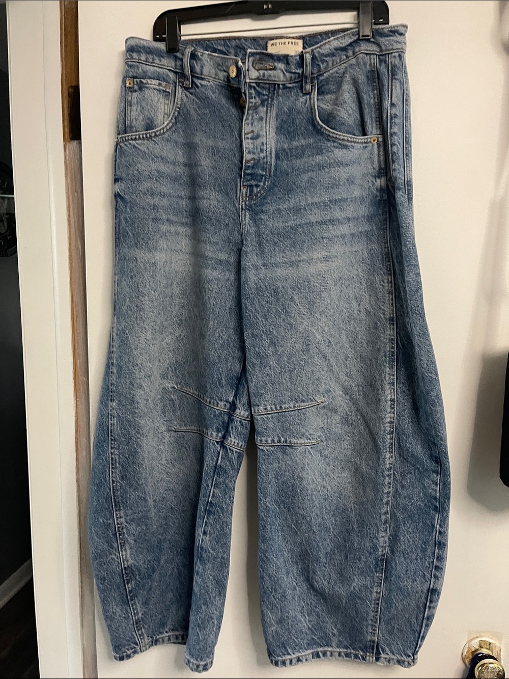 We The Free Women’s Faded Light Blue Relaxed Jeans
